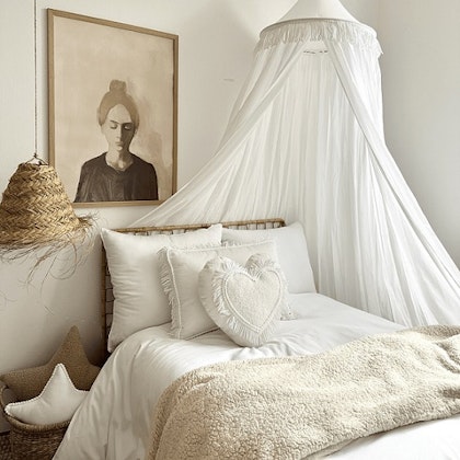Boho twist white bed canopy, Cotton & Sweets