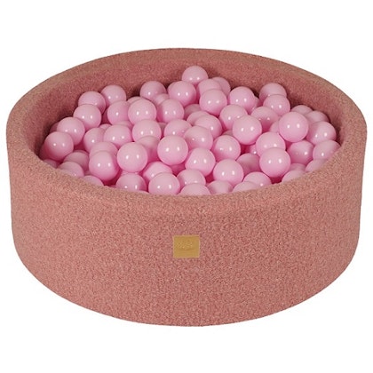 Meow, pink boucle ball pit with 200 pastel pink balls
