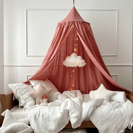 Marsala sänghimmel i linne till barnrummet, Cotton&Sweets 