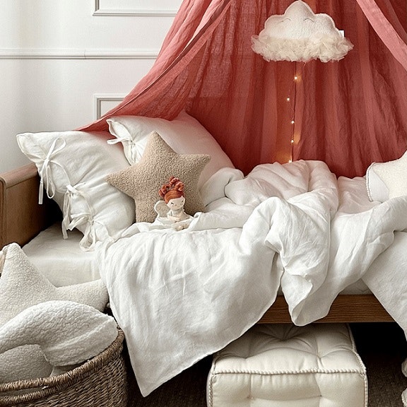 Marsala sänghimmel i linne till barnrummet, Cotton&Sweets 