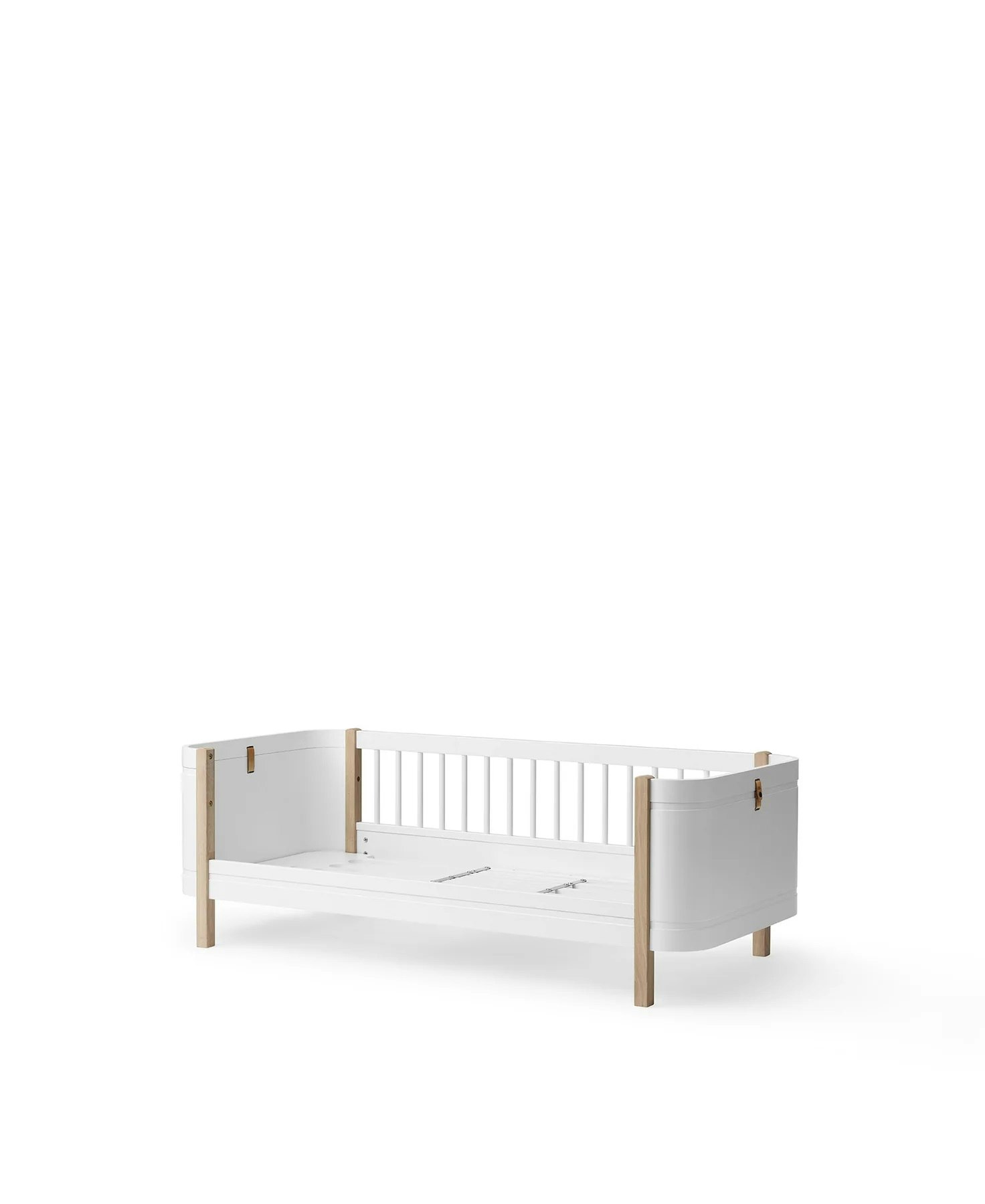 Oliver Furniture, juniorsäng Mini+, vit/ek 