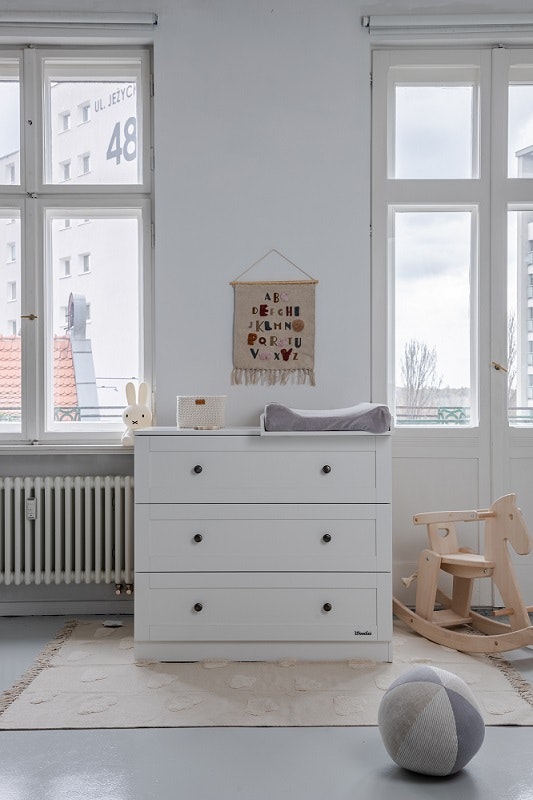 Classic dresser and changing table, white 