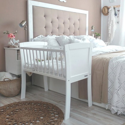 Classic crib bedside crib, white