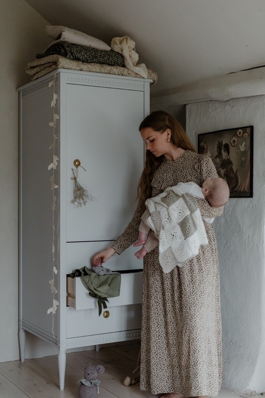 Antique wardrobe for the children's room, white 