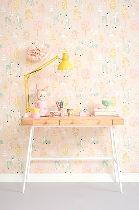 Majvillan, wallpaper for the children's room Golden woods, sweet pink 