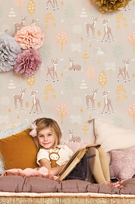 Majvillan, wallpaper for the children's room Golden woods, dusty lilac 