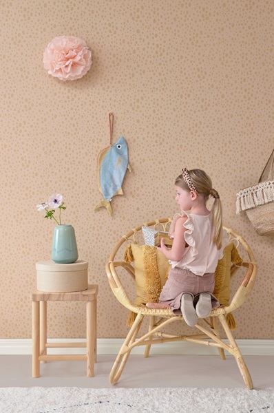 Majvillan, wallpaper for the children's room Animal dots, dusty peach 