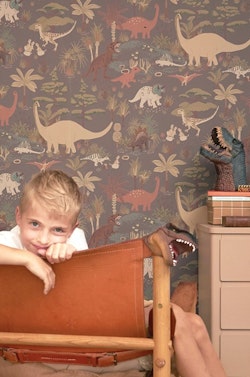 Majvillan, tapet till barnrummet Dinosaur vibes, evening grey