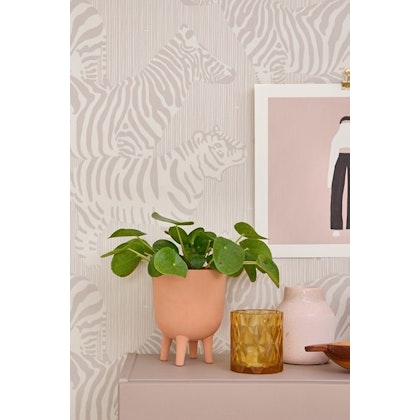 Majvillan, wallpaper for the children's room Safari stripes, warm grey