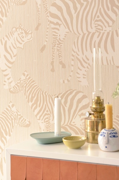 Majvillan, wallpaper for the children's room Safari stripes, dusty beige 