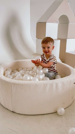 Beige bollhav BASIC, 90x30, med 200 bollar