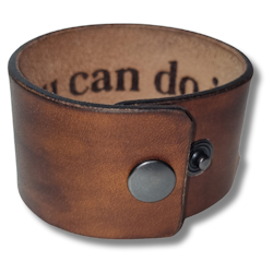 Armband, läder med hemlig text
