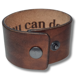 Armband, läder med hemlig text