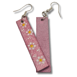 Örhängen, läder/handmålade blommor, rosa-vit-gul