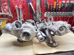 10009980228 / 10009880354 - Volvo V40/XC60/V60 Dubbelturbo - Renoverad utbytesturbo