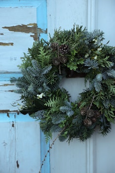 Reserverad plats med grannrabatt Julkrans Workshop 25 nov kl 18