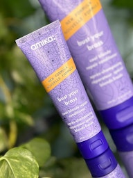 AMIKA Bust Your Brass Cool blonde repair conditioner 60ml