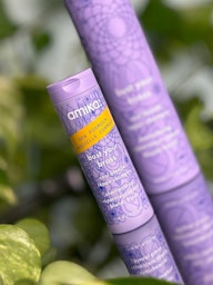 AMIKA Bust Your Brass Cool blonde repair shampoo 60ml