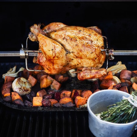 Masterbuilt Gravity Series™ 800 - Rotisserie Pack