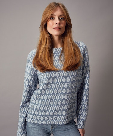 Stickad Jumper SARALI Blue - Jumperfabriken