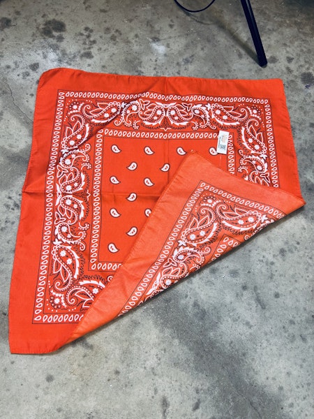 Snusnärduk/skarf clasic paisley Orange - Liias Garderob