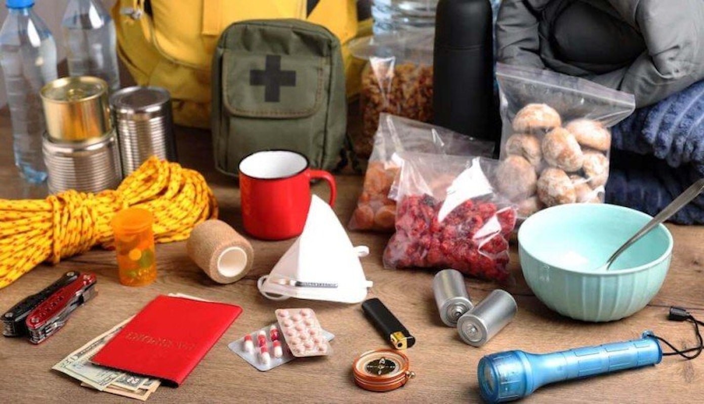How to Build Your Own Emergency Kit – A Beginner’s Checklist
