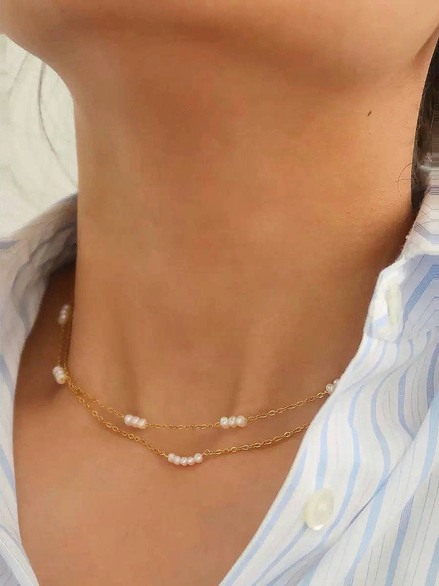 Halsband i stål med 18k guld med sötvattenspärlor 2-pack