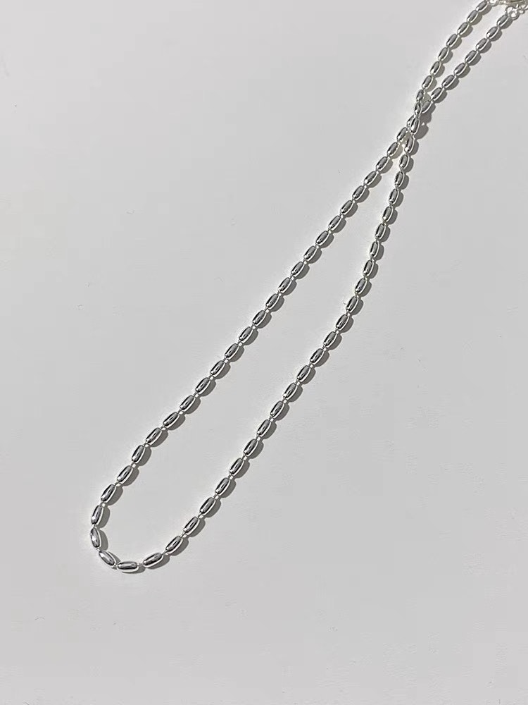 Halsband i äkta silver med kulkedja