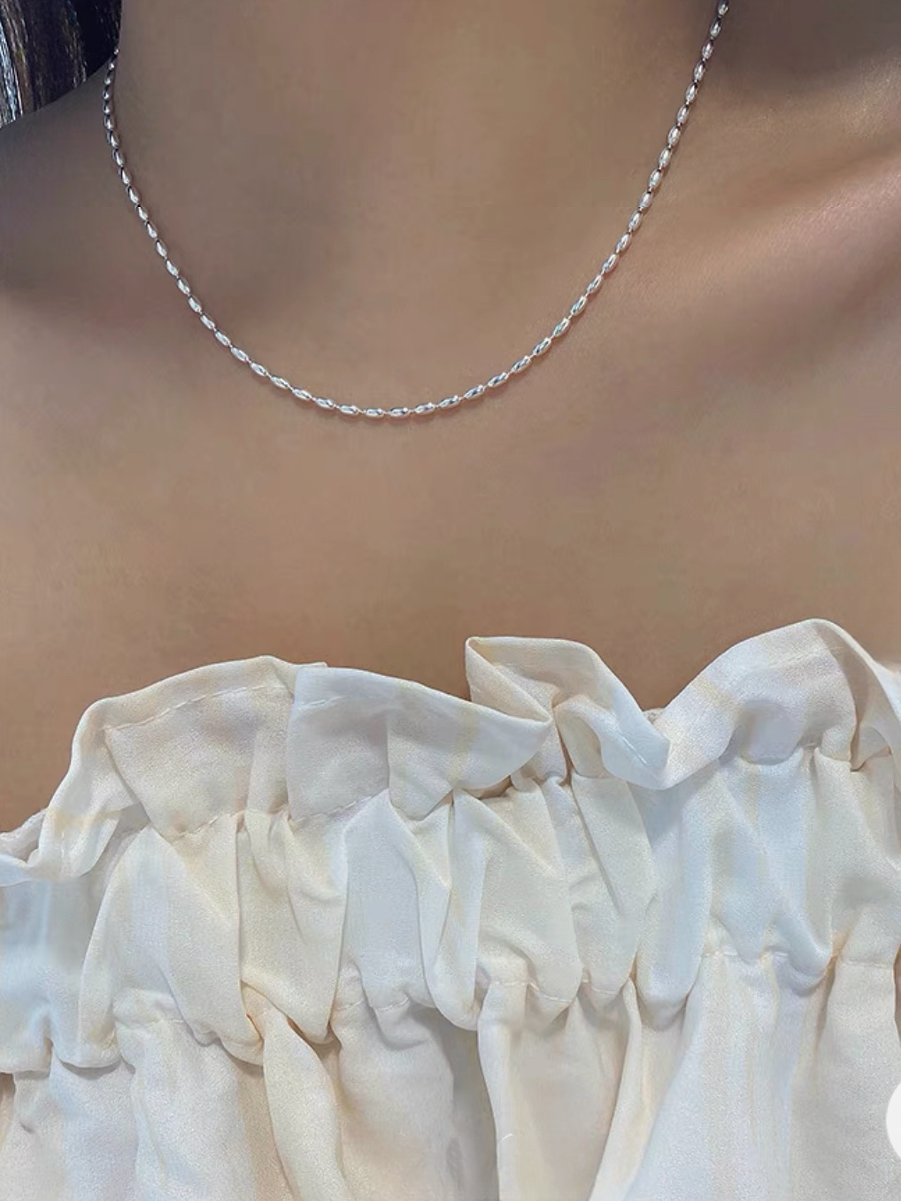 Halsband i äkta silver med kulkedja