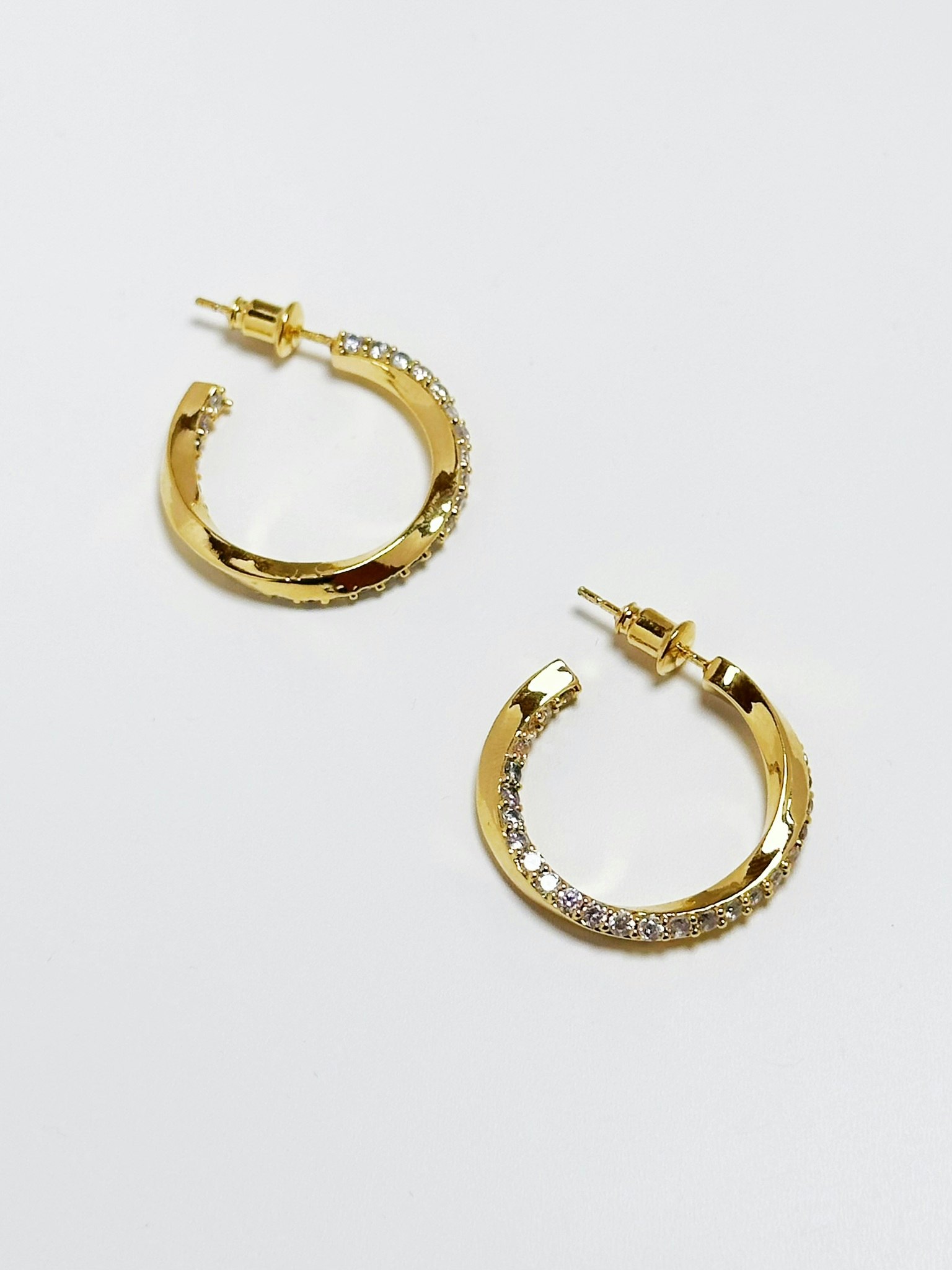 Hoops med skimrig detalj