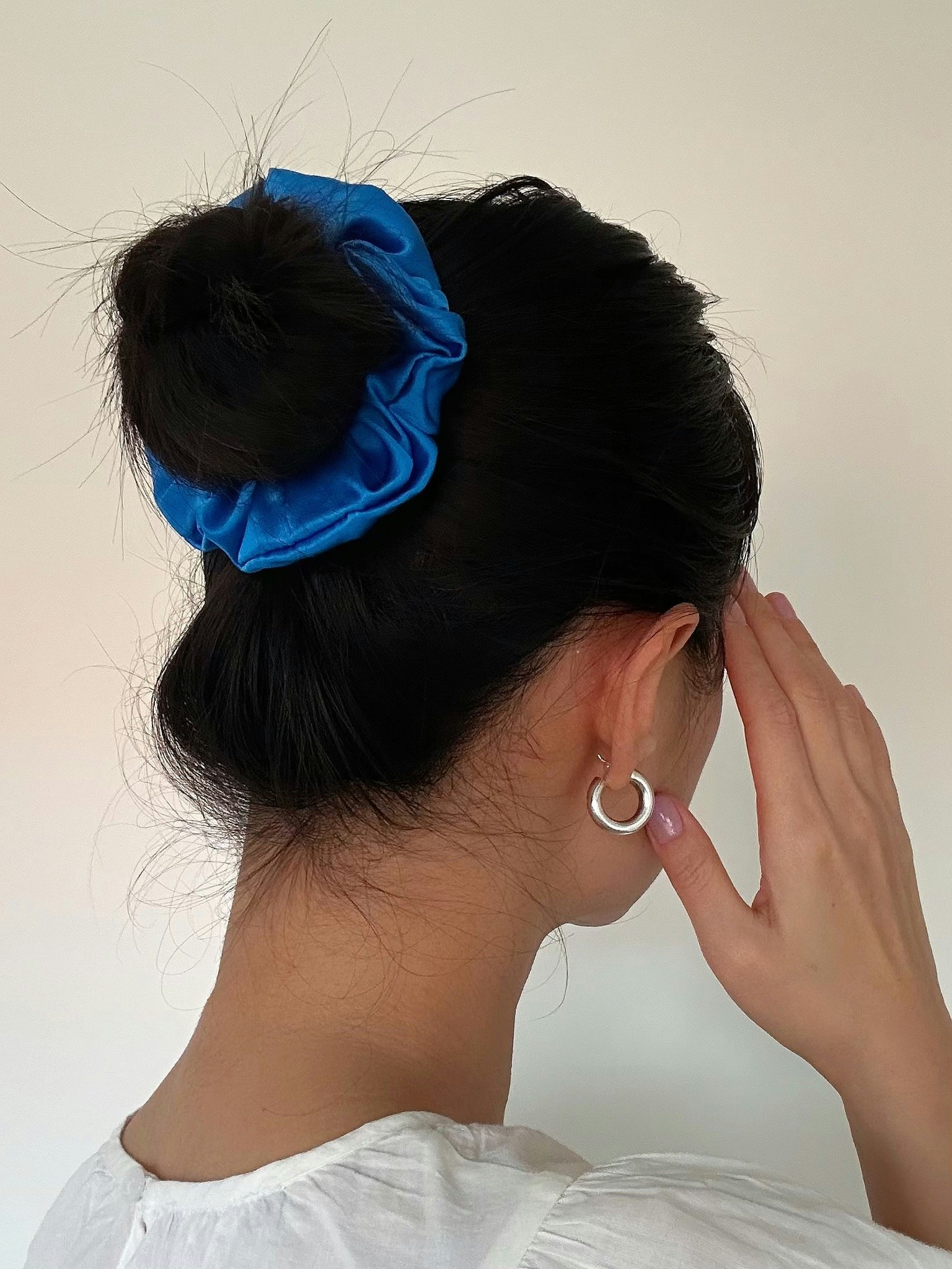 Mullbärssilke scrunchie, Blå 10cm