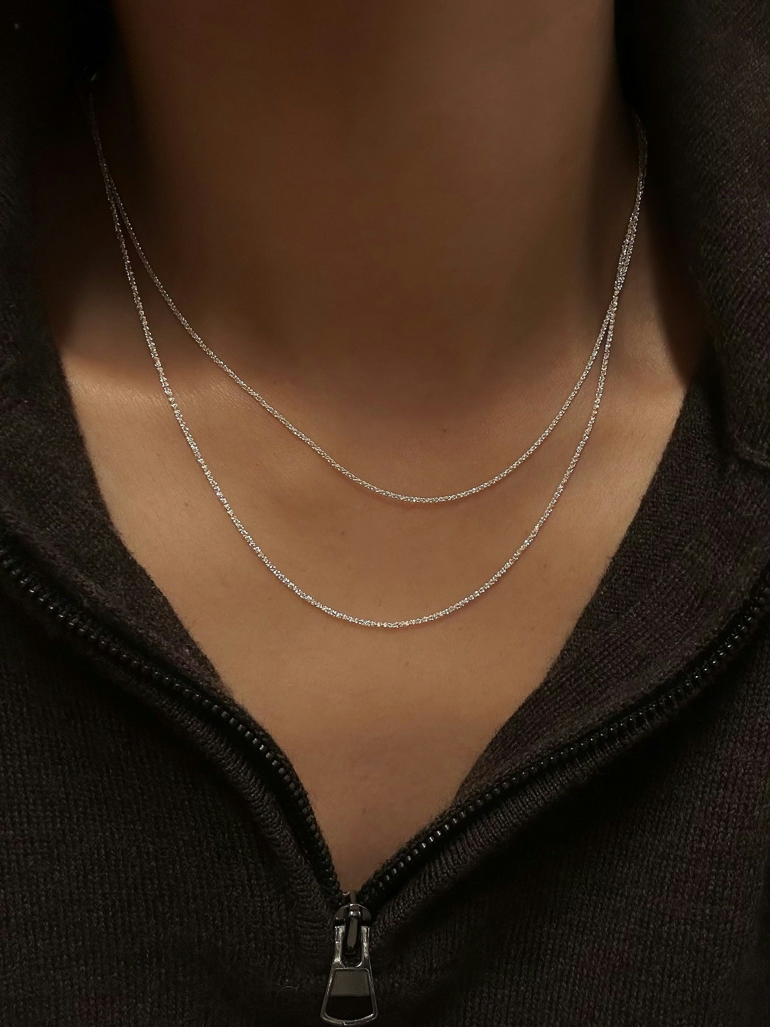 Glittrande tunn halskedja i äkta silver 1mm