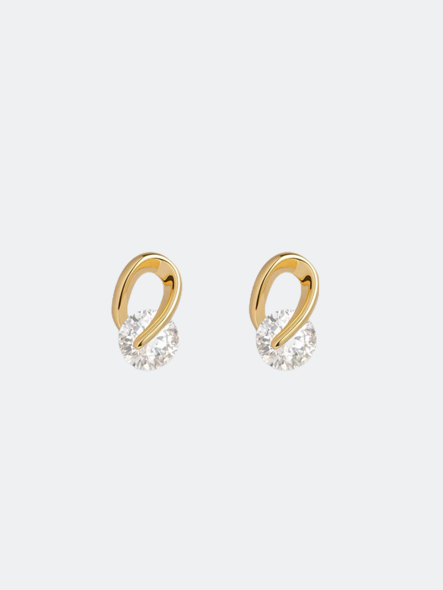 925 Silvernål studs med Cubic Zirconia ,förgyllda med 18K guld