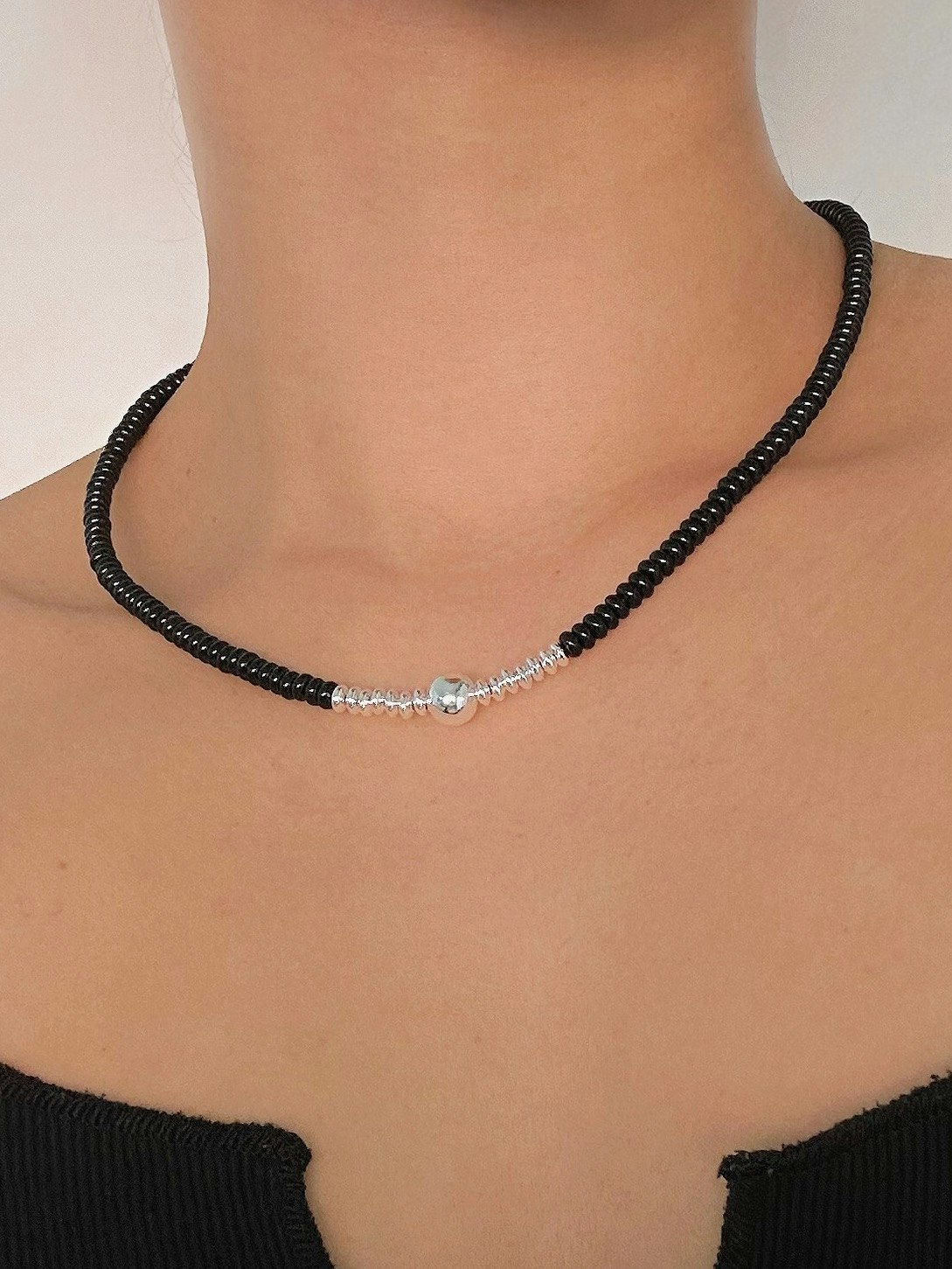 Halsband i äkta silver med svart onyx