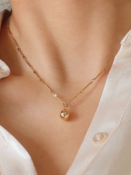 Halsband i stål med 18k guld med ormkedja med kula