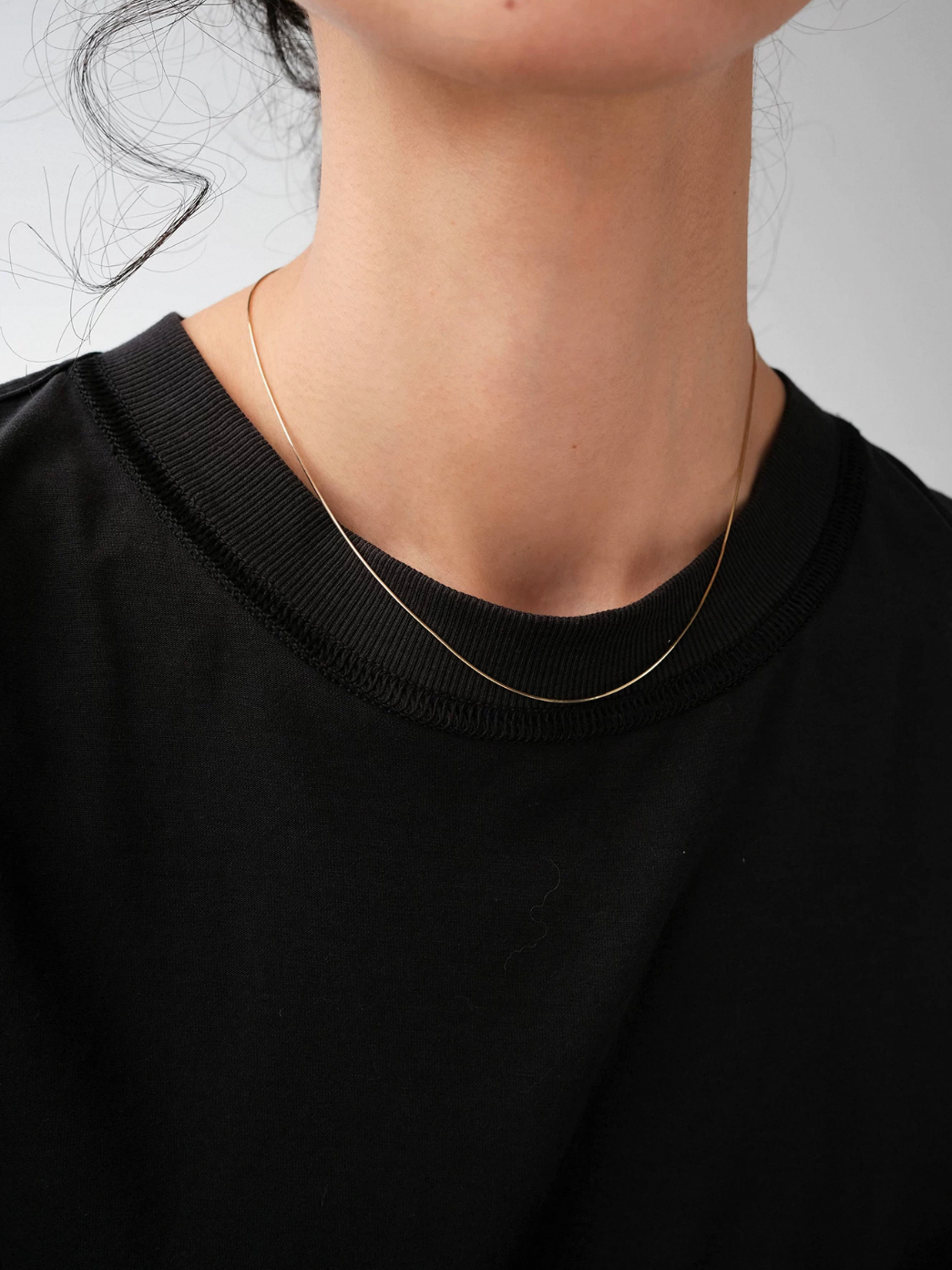 REA Tunn halsband med ormkedja