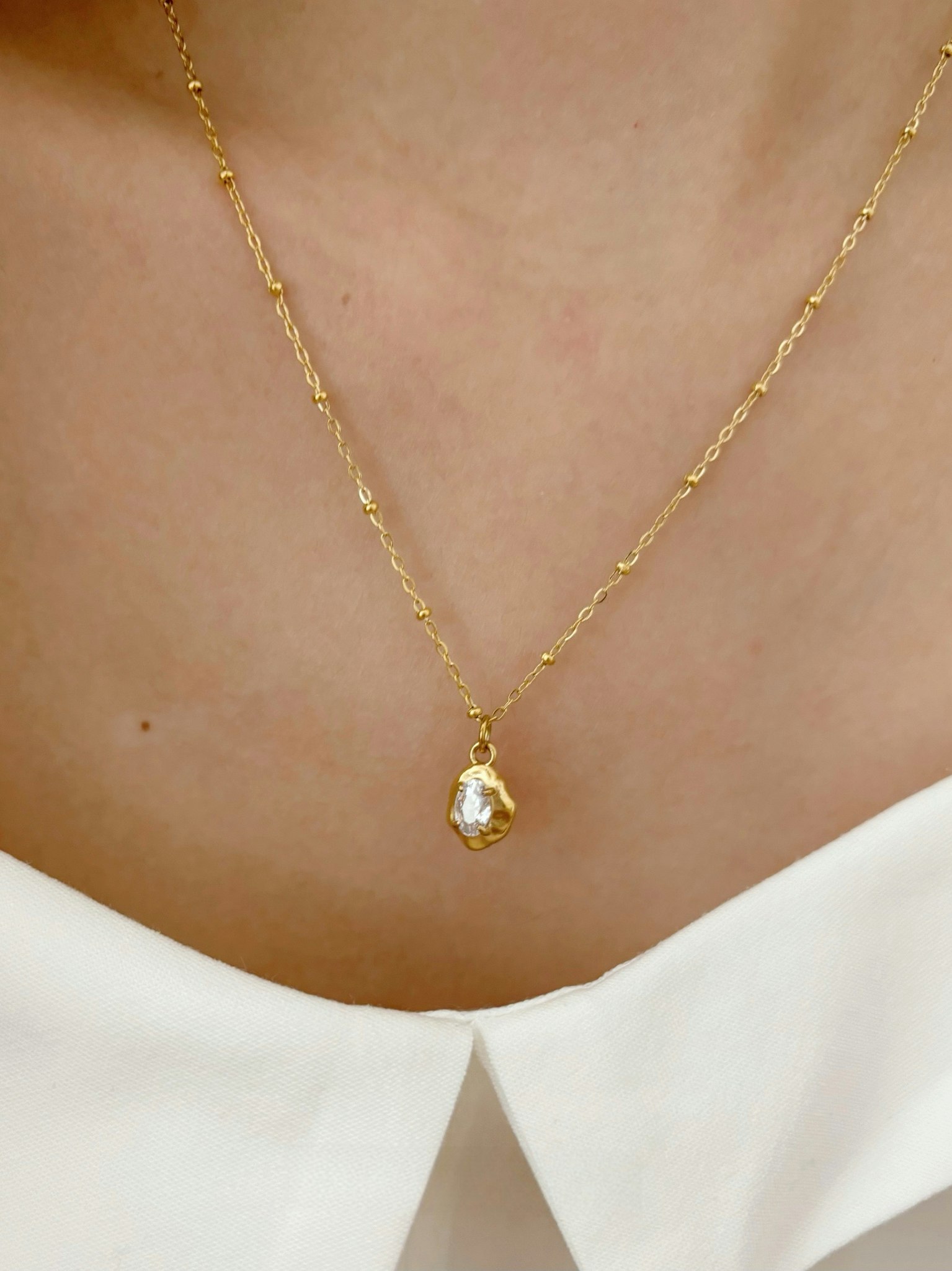 Halsband i stål med 18k guld med Cubic Zirconia