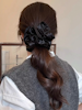 Stor svart scrunchie