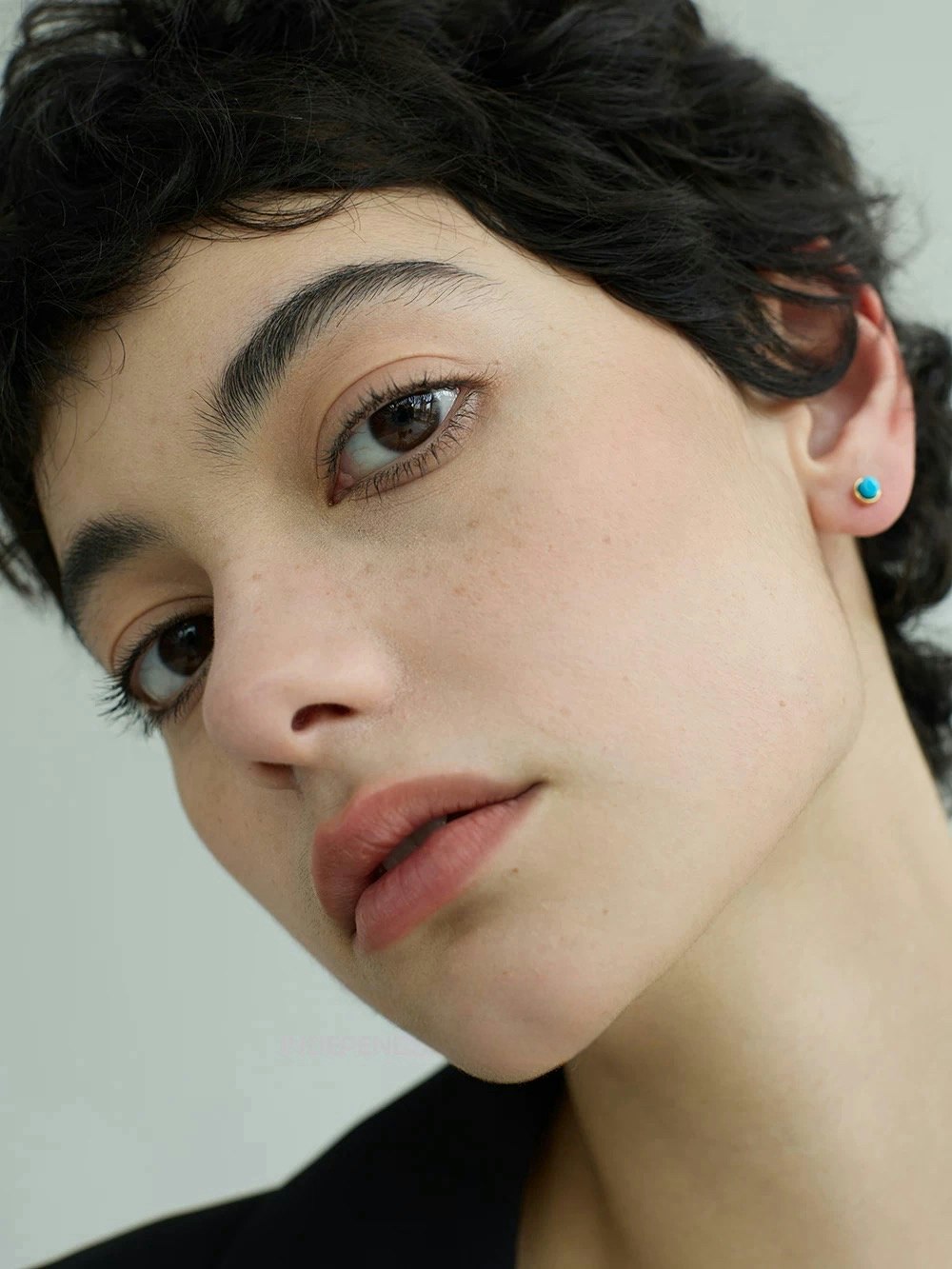 Feng Shui örhängen - Turkos studs