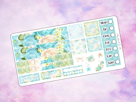 Hobonichi Weeks - Blue Roses