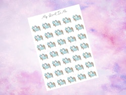 Bedsheet change penguins ♥