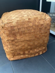 Marockansk sittpuff i äkta läder
