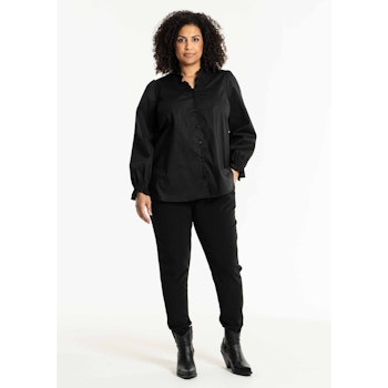 SAtalie Shirt with smock neck