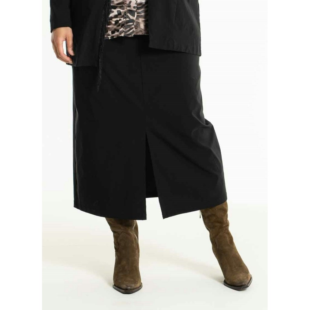 SAnnebell Skirt with slit