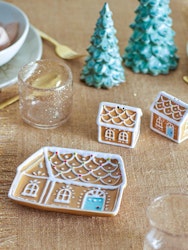 Fat av porslin ”Pepparkakshus”