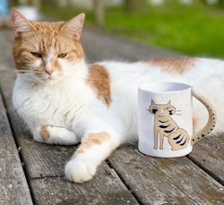 ”Kiki Kitty Cat” mugg i stengods