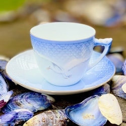 Kaffekopp med fat (guldkant) ”Blå Måsen” Bing & Grøndahl