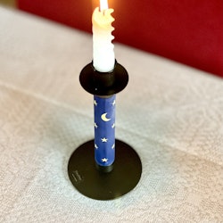 Ljusstake med stjärnor och måne