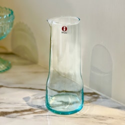 Liten kanna av glas  Iittala ”Essence” water green