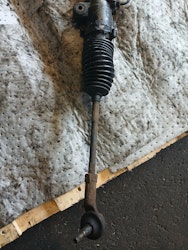 STYRVÄXEL FORD FIESTA 00-01